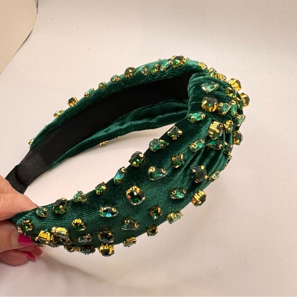 Green velvet headband with green crystals and Gold hardware - comfy NWT - Picture 5 of 6